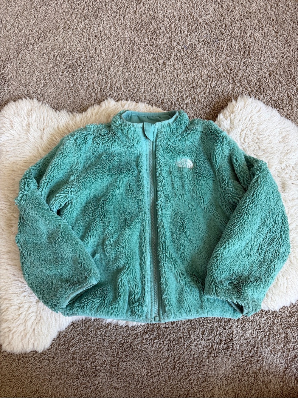 The North Face Reversible Girls' Shasta Winter Jacket | Teal | 7T - Picture 3 of 12